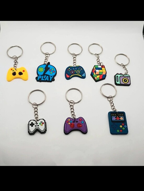 Source Unknown Other - Source Unknown Yellow, Blue, Green, Purple, White Gaming Keychain Set